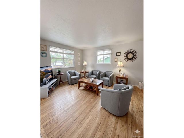 1353 S Dudley St, Lakewood, CO 80232