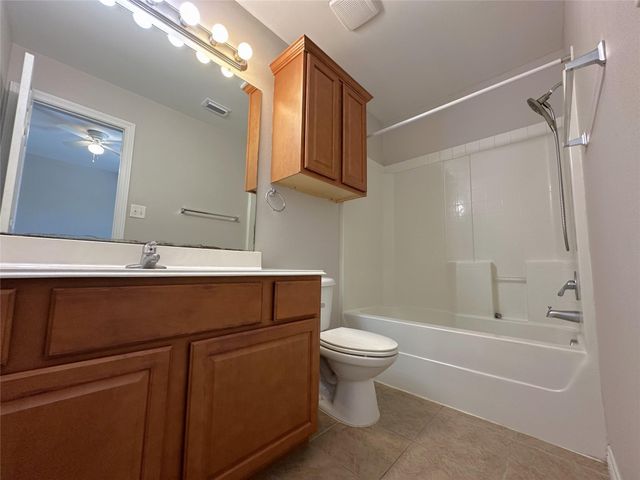 305 Holleman Drive E 1504, College Station, TX 77840