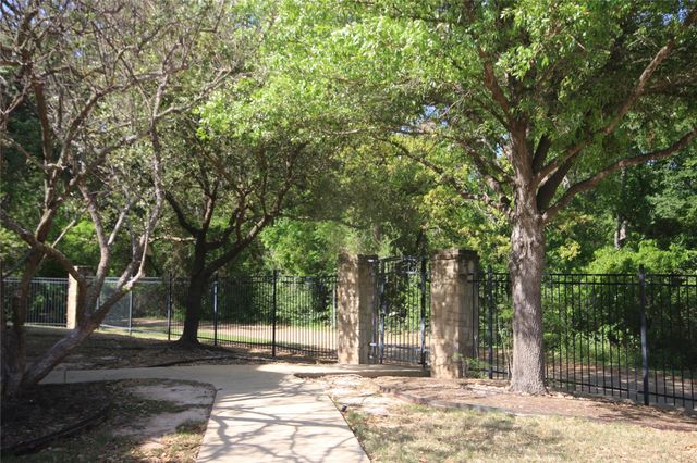 305 Holleman Drive E 1504, College Station, TX 77840