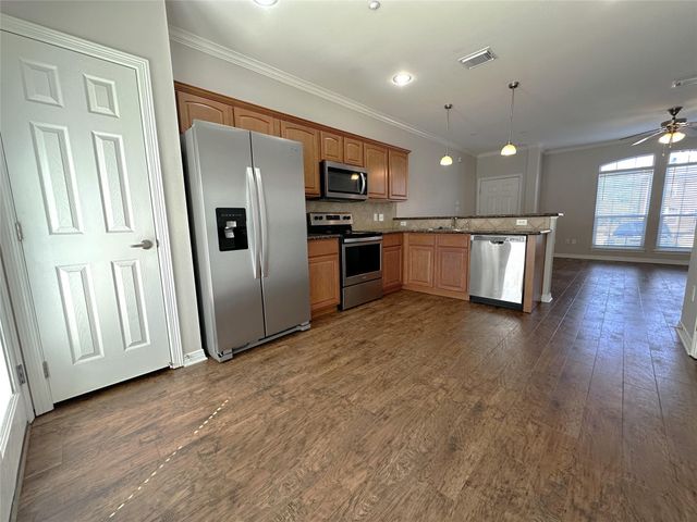 305 Holleman Drive E 1504, College Station, TX 77840