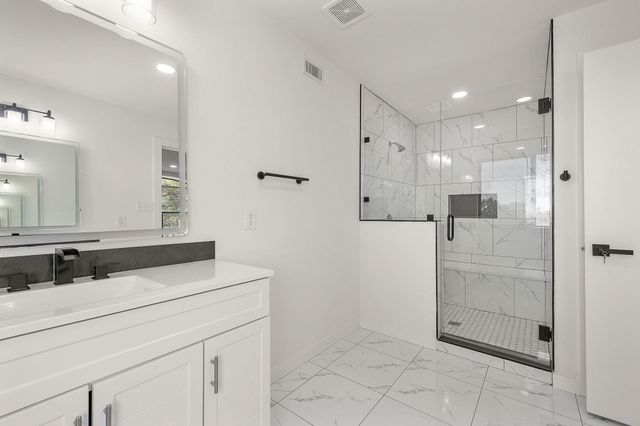 349 Forest Lake DR, Del Valle, TX 78617