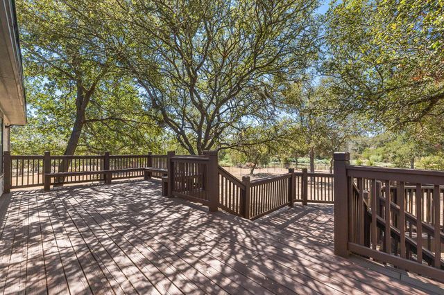 349 Forest Lake DR, Del Valle, TX 78617