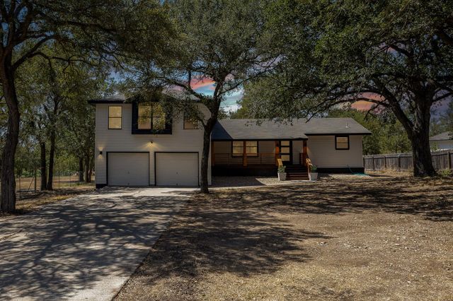 349 Forest Lake DR, Del Valle, TX 78617
