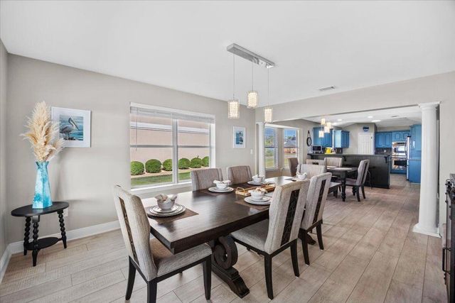 156 shoreline Drive, Mary Esther, FL 32569