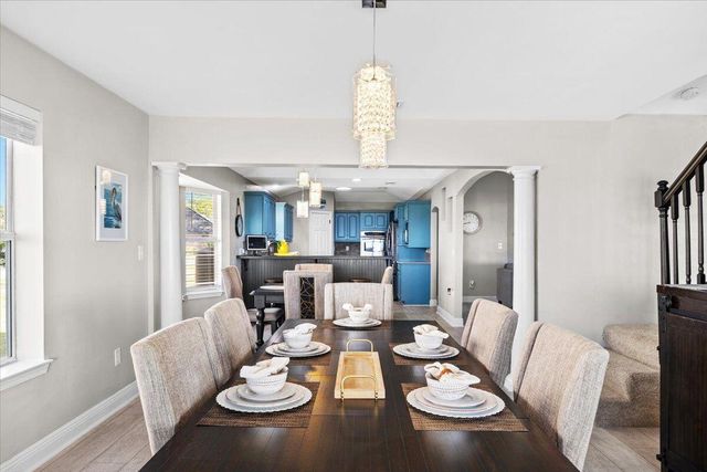 156 shoreline Drive, Mary Esther, FL 32569