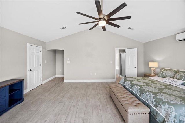 156 shoreline Drive, Mary Esther, FL 32569