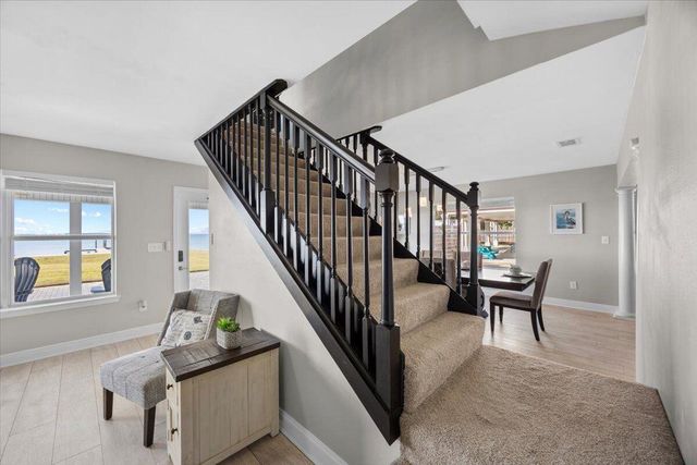 156 shoreline Drive, Mary Esther, FL 32569