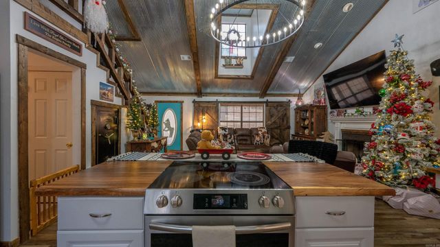 1623 Barren Fork Road, Mount Pleasant, AR 72561