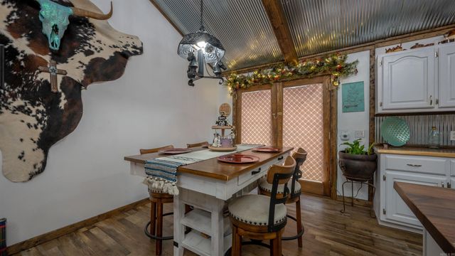 1623 Barren Fork Road, Mount Pleasant, AR 72561