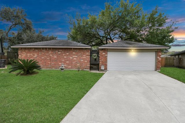 1207 Martingale Court, Crosby, TX 77532