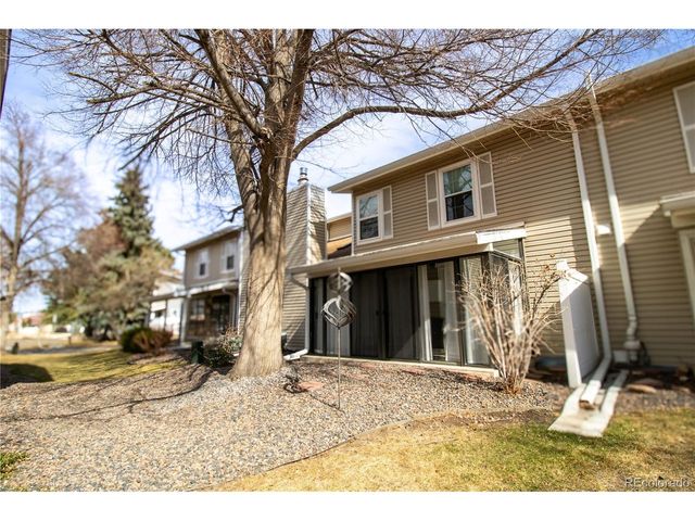 2752 S Heather Gardens Way 303-13, Aurora, CO 80014