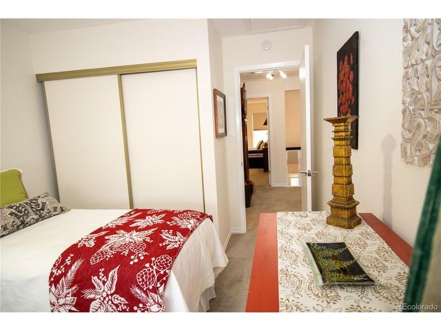 2752 S Heather Gardens Way 303-13, Aurora, CO 80014