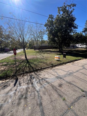 618 Freeman Street, Sulphur Springs, TX 75482