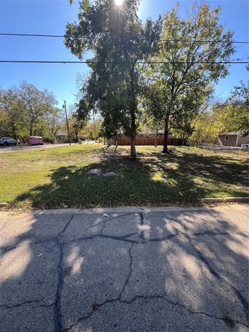 618 Freeman Street, Sulphur Springs, TX 75482