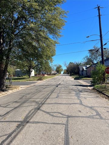 618 Freeman Street, Sulphur Springs, TX 75482