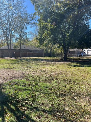 618 Freeman Street, Sulphur Springs, TX 75482