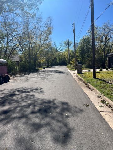 618 Freeman Street, Sulphur Springs, TX 75482