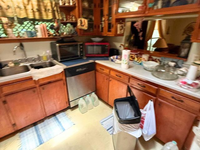 341 Pine Valley Drive, Shepherd, TX 77371