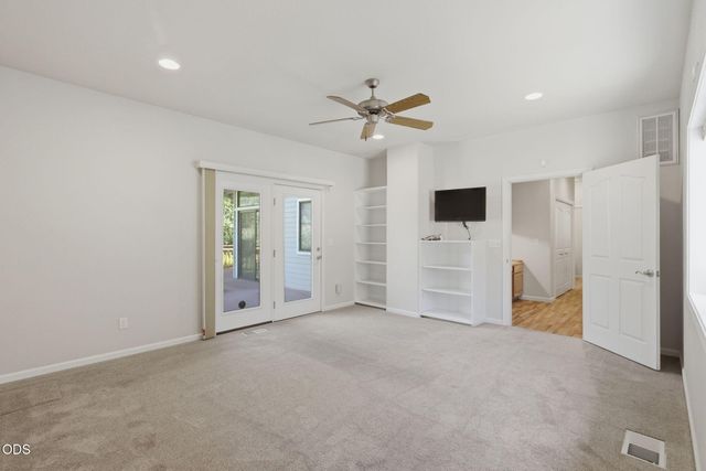 235 Glenoak Lane, Grants Pass, OR 97526