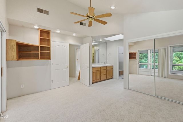 235 Glenoak Lane, Grants Pass, OR 97526