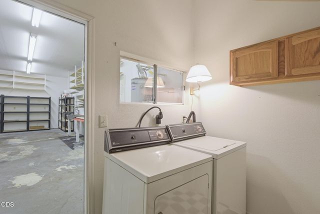 235 Glenoak Lane, Grants Pass, OR 97526