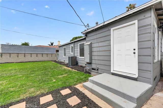 1232 W Papeete, Wilmington, CA 90744