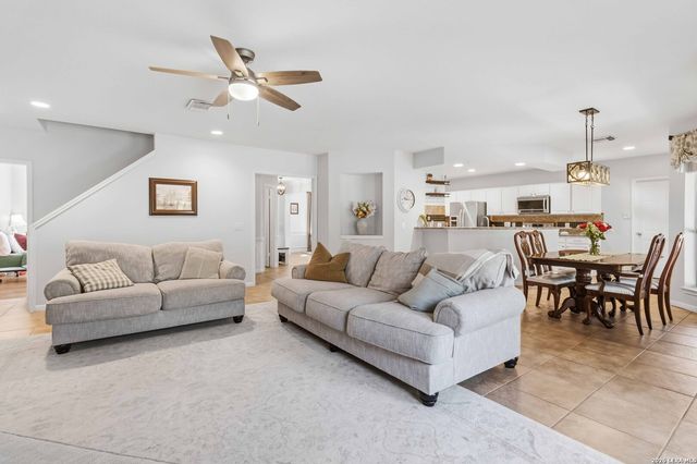 24815 Night Arrow, San Antonio, TX 78258