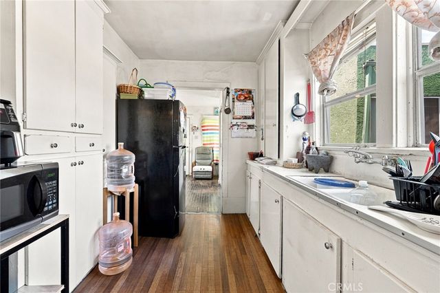 3773 S La Salle Avenue, Los Angeles, CA 90018