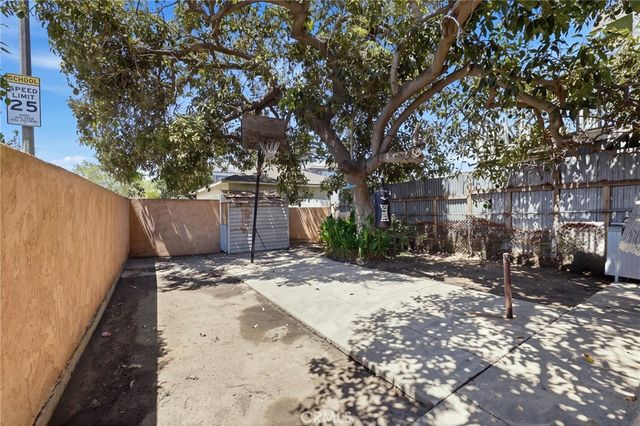 3773 S La Salle Avenue, Los Angeles, CA 90018