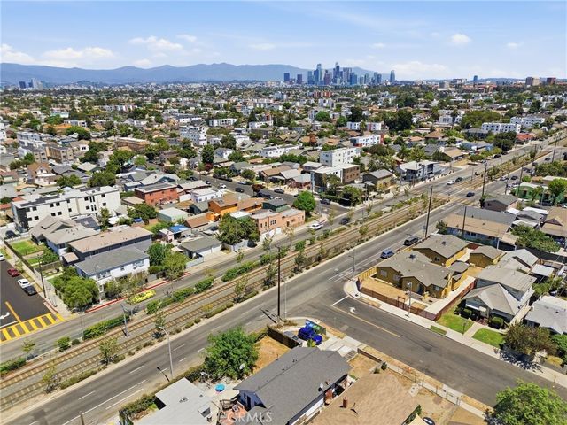 3773 S La Salle Avenue, Los Angeles, CA 90018