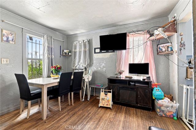 3773 S La Salle Avenue, Los Angeles, CA 90018