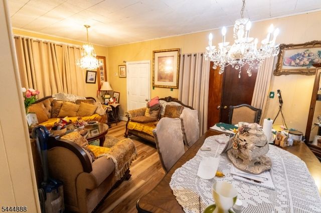 65 Taylor St, Newark City, NJ 07104