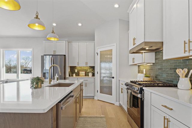 3005 Wellington Place, Cottage Grove, WI 53527