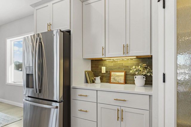 3005 Wellington Place, Cottage Grove, WI 53527