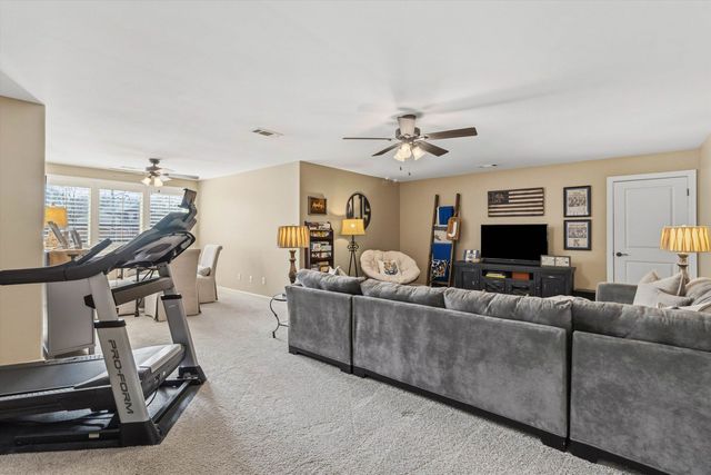 45 WATER OAK CIR, Eads, TN 38028