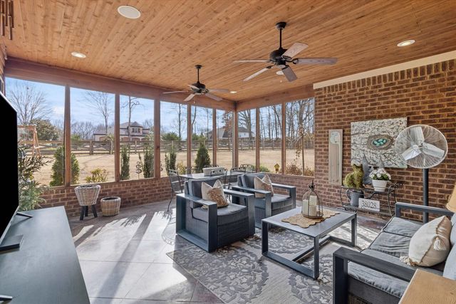 45 WATER OAK CIR, Eads, TN 38028