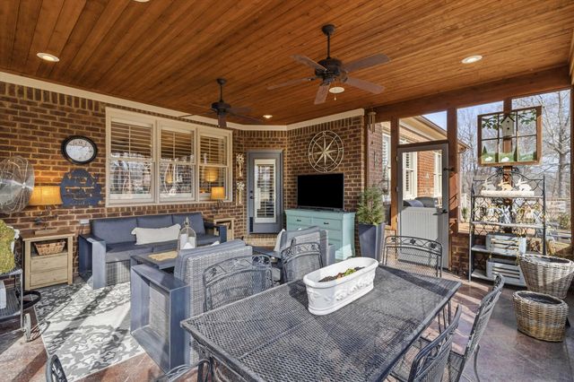 45 WATER OAK CIR, Eads, TN 38028