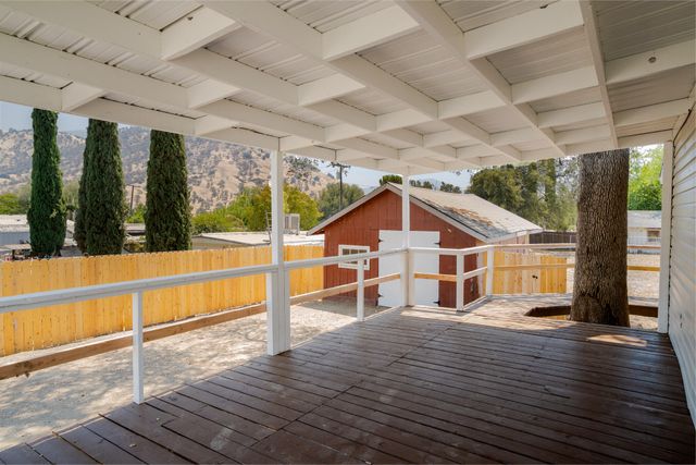 35359 Tennis Avenue, Springville, CA 93265