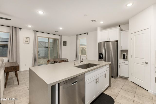 8734 W AGORA Lane, Tolleson, AZ 85353