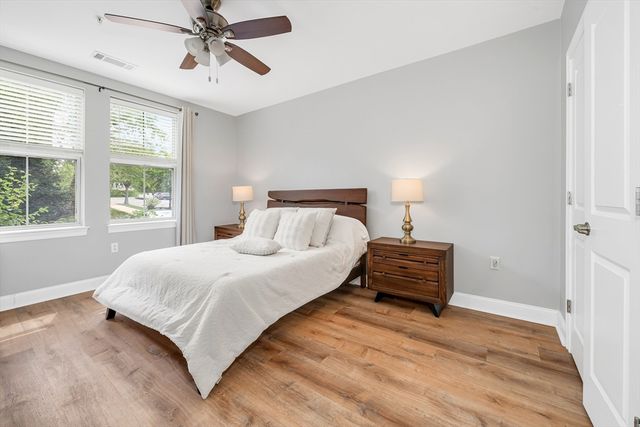 2 Harvest Dr 108, North Andover, MA 01845