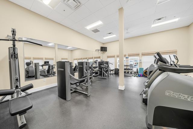 2 Harvest Dr 108, North Andover, MA 01845