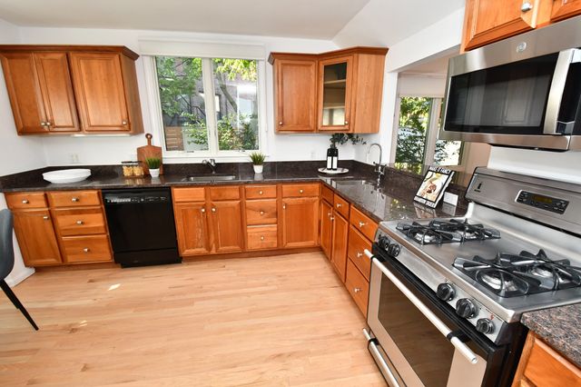 231 Fuller St 231, Brookline, MA 02446