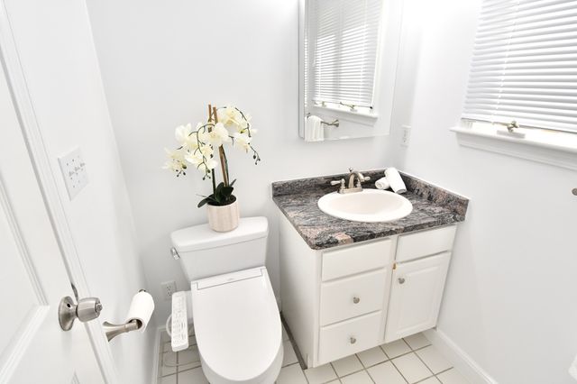 231 Fuller St 231, Brookline, MA 02446