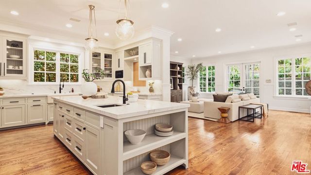 241 19th Street, Santa Monica, CA 90402