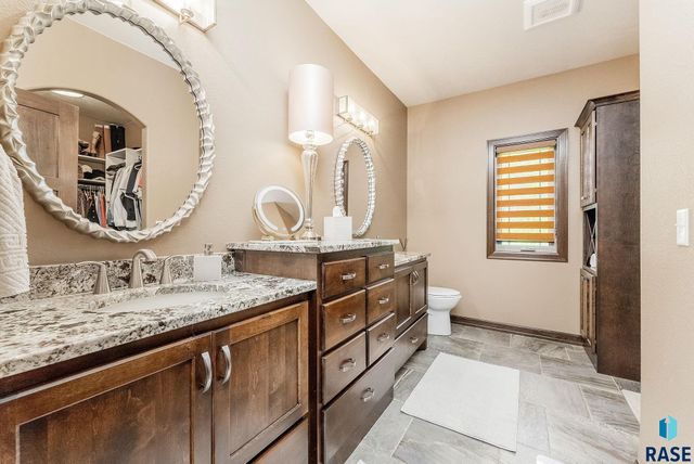 305 S Heritage Rd Road, Brandon, SD 57005