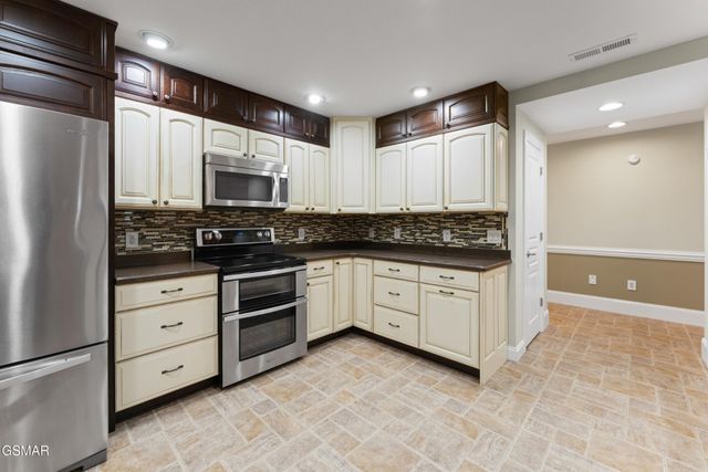 225 Piney Road, Kodak, TN 37764
