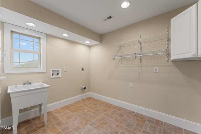 225 Piney Road, Kodak, TN 37764