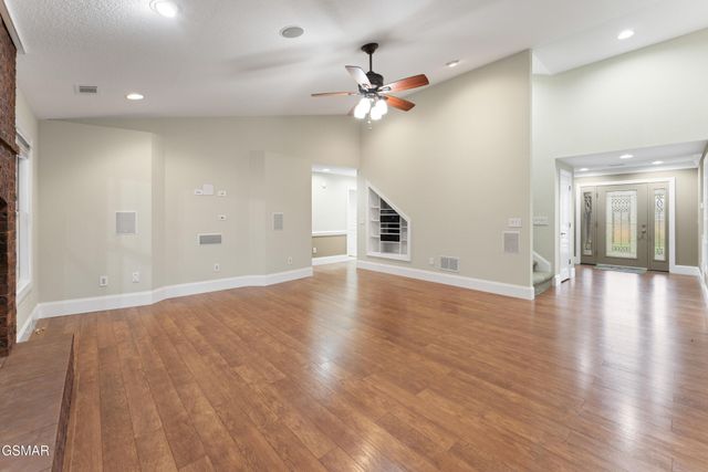 225 Piney Road, Kodak, TN 37764