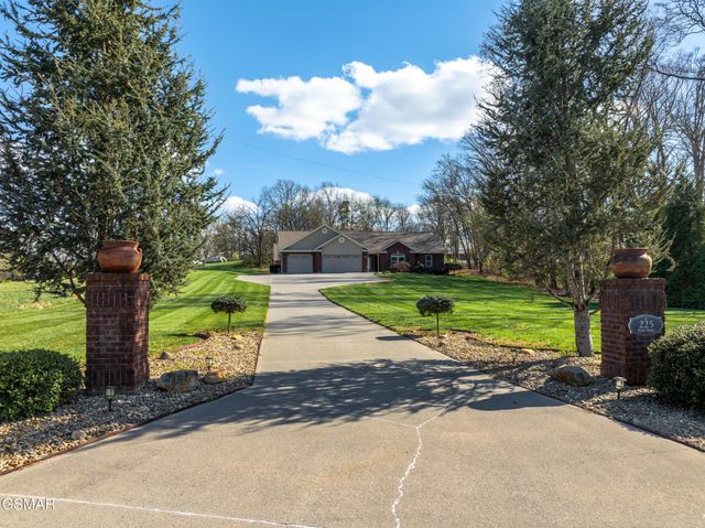 225 Piney Road, Kodak, TN 37764