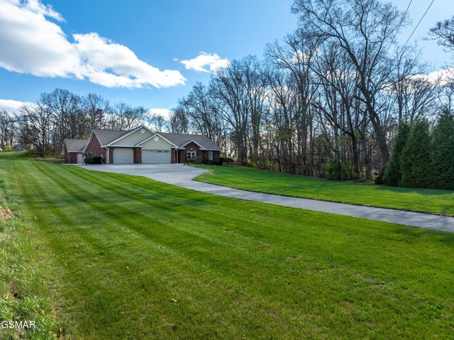 225 Piney Road, Kodak, TN 37764